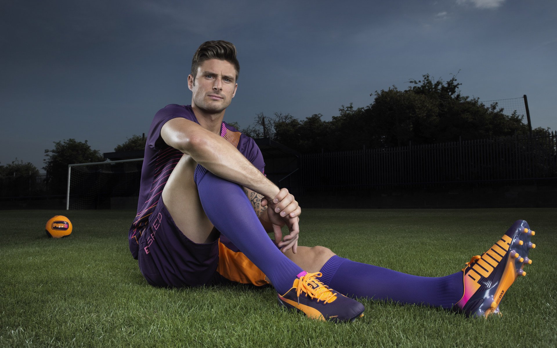 爱游戏体育平台-“高手对决：顶级巨星赛场华丽对决”，电影高手对决